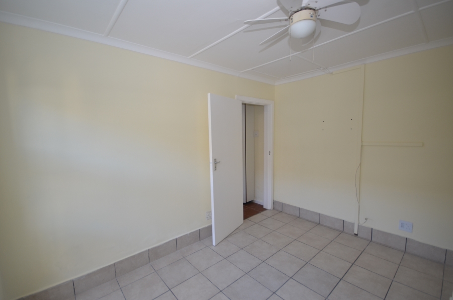 To Let 2 Bedroom Property for Rent in Cambridge West Eastern Cape